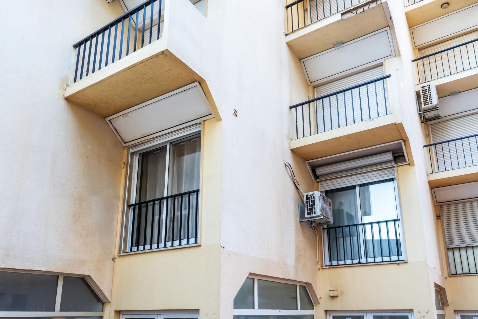 Bnb Homes Praia Da Rocha Beach Bright Apartment 50 M Away From The Ocean Портиман Екстериор снимка