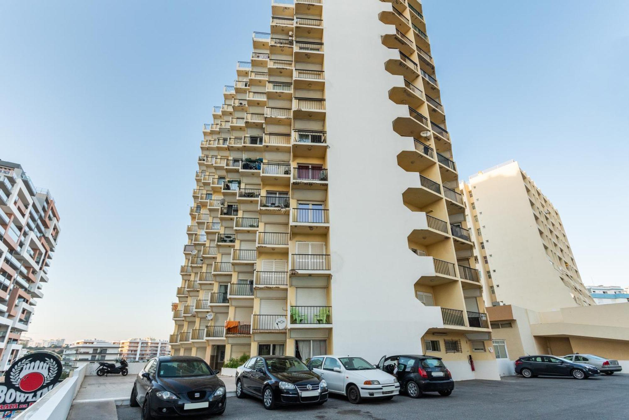 Bnb Homes Praia Da Rocha Beach Bright Apartment 50 M Away From The Ocean Портиман Екстериор снимка