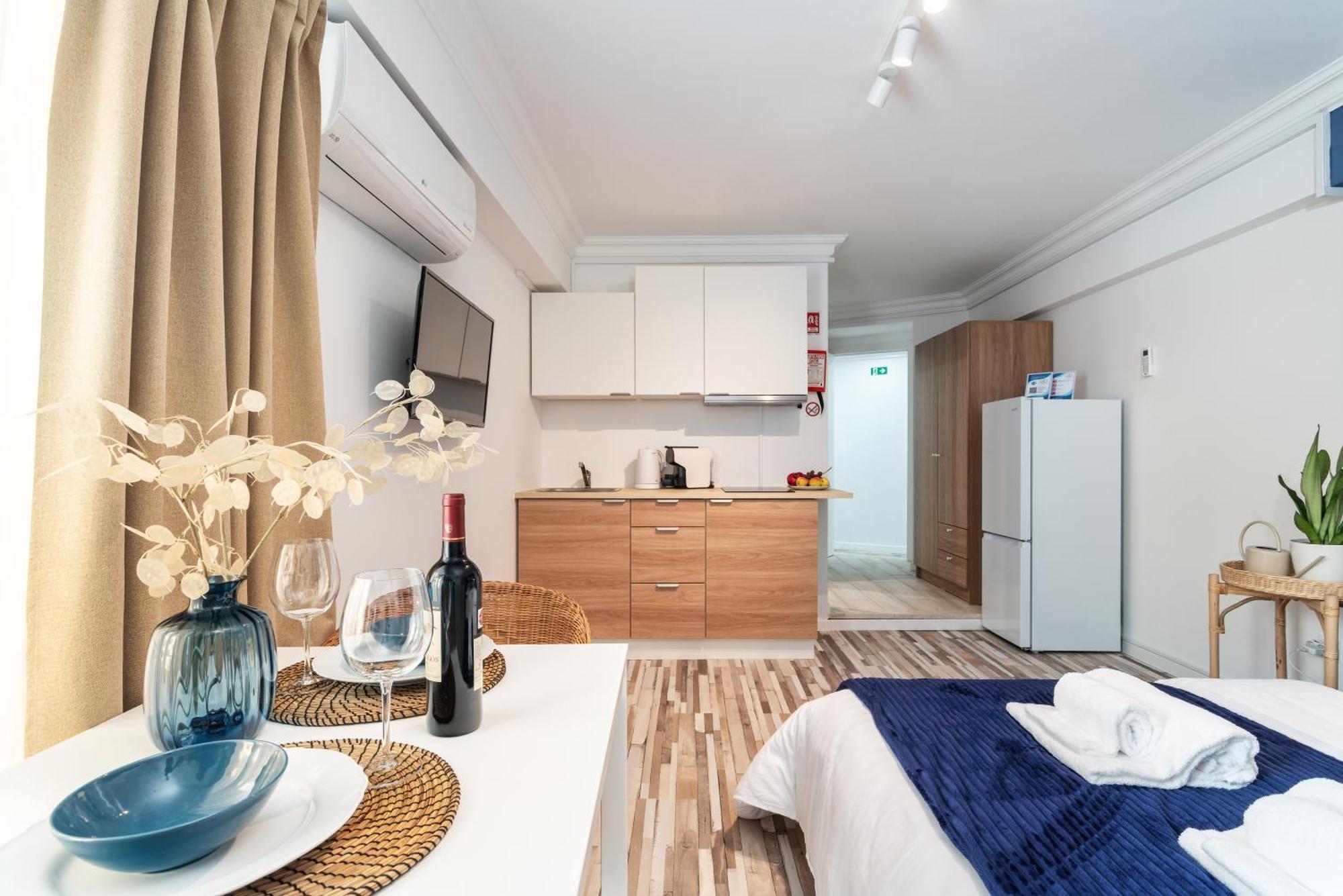 Bnb Homes Praia Da Rocha Beach Bright Apartment 50 M Away From The Ocean Портиман Екстериор снимка